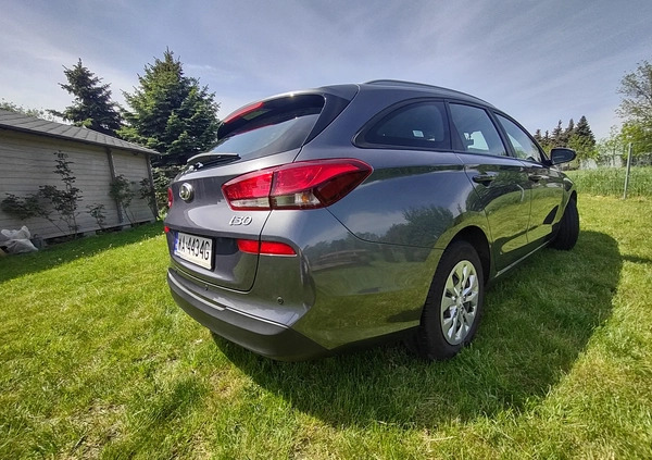 Hyundai I30 cena 56000 przebieg: 105000, rok produkcji 2019 z Warszawa małe 172